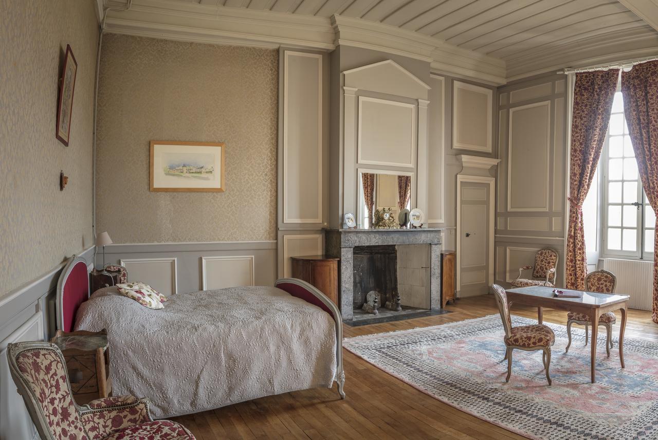 Chambres D'Hotes Au Chateau De Gizeux 外观 照片